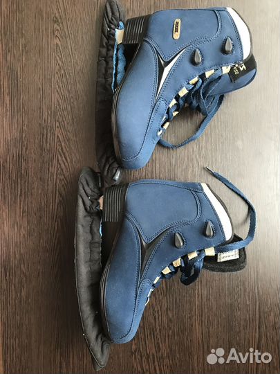 Коньки фигурные