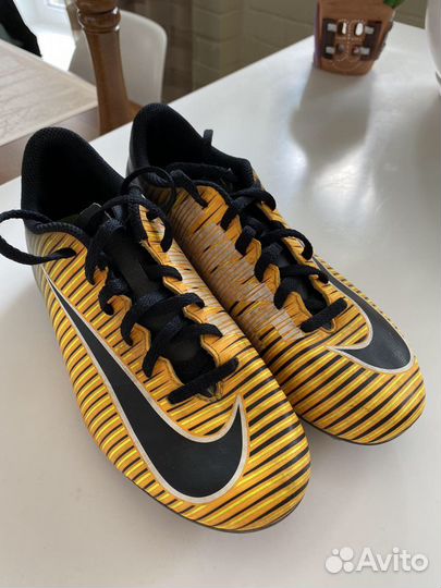 Бутсы Nike