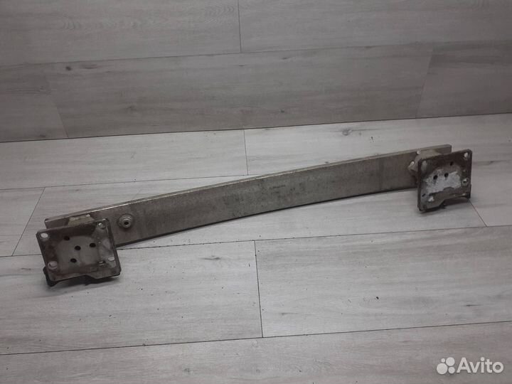 Усилитель переднего бампера Citroen C4