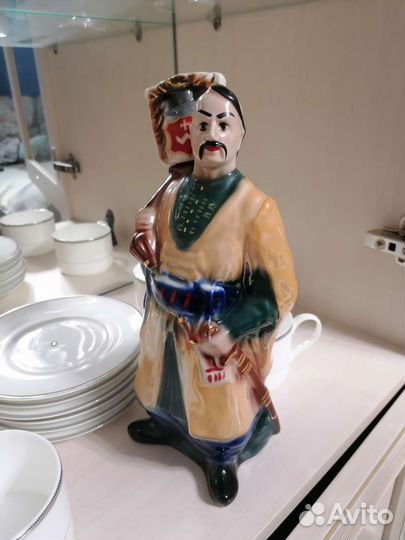 Коллекционный штоф-статуэтка/бутылка Казак