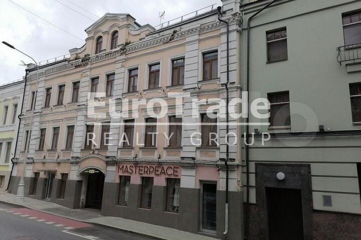 Сдам торговое помещение, 673 м²