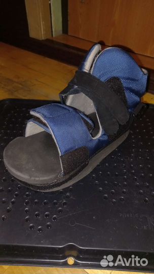 Ортопедический ботинок