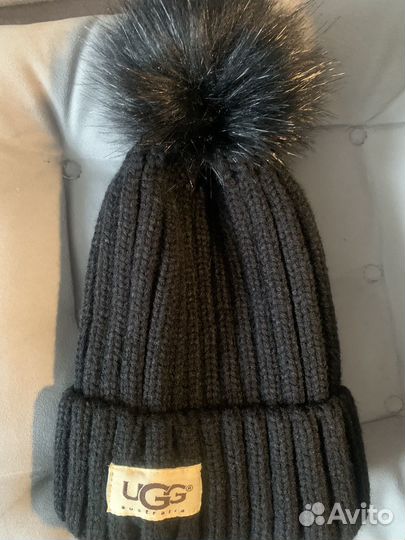 Шапка женская UGG