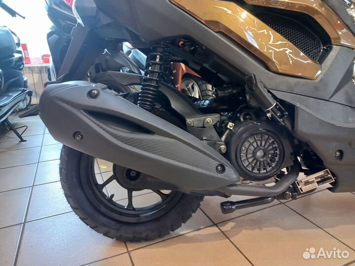 Скутер Vento Naked