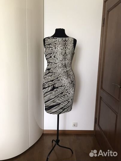 Платье женское 46 48