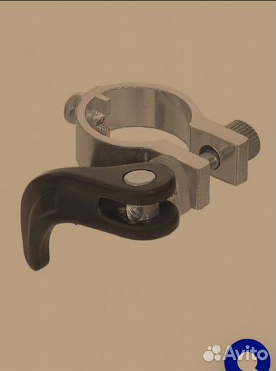 Зажим для рулевой колонки самоката