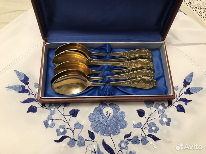 Мельхиоровые ложки столовые