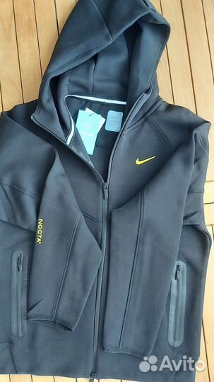 Спортивная куртка nike