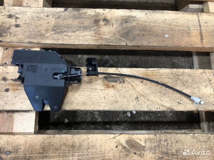 Замок багажника Bmw 6 E63 N62B44 2004