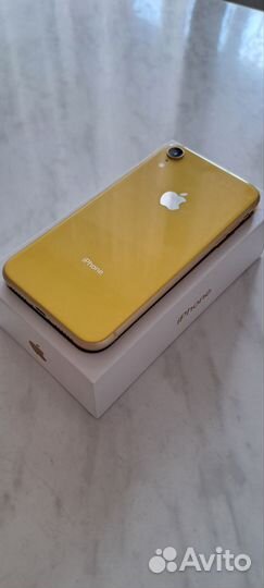 iPhone Xr, 64 ГБ