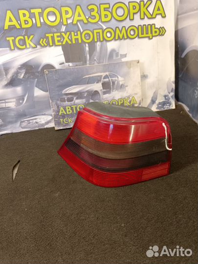 Фонарь задний левый golf 4
