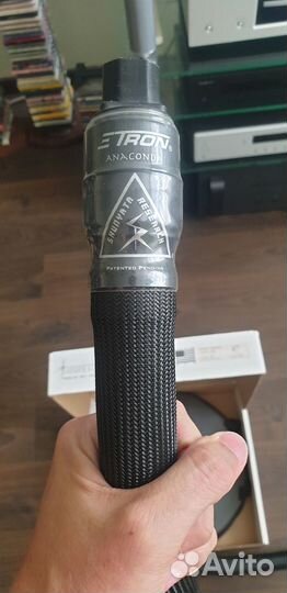 Сетевой силовой кабель Shunyata Research Anaconda