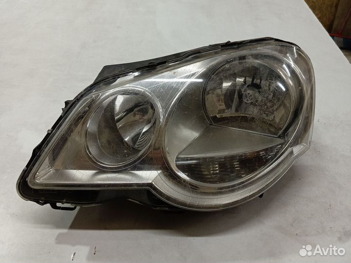 Volkswagen Polo 2006 передняя фара с правой