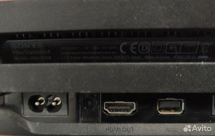 Sony playstation 4 pro 1tb SSD CUH-7216B