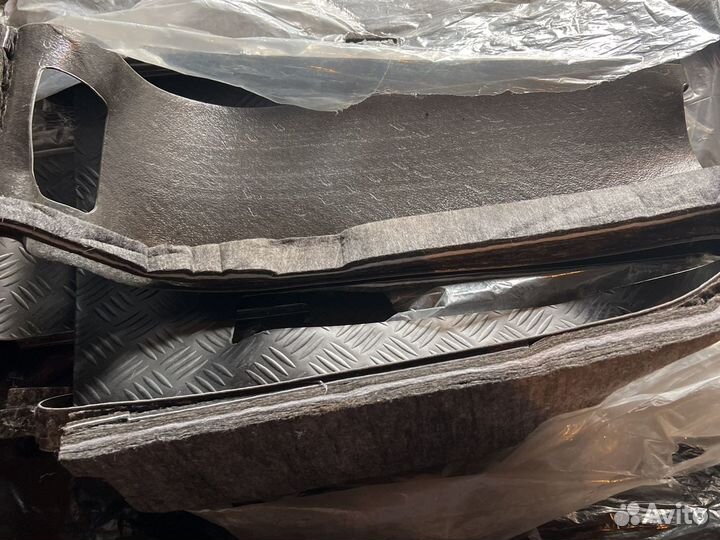 Напольное Покрытие в Сборе Гранд Старекс Новый