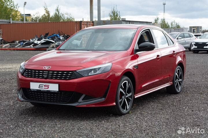 Kaiyi E5 1.5 CVT, 2023