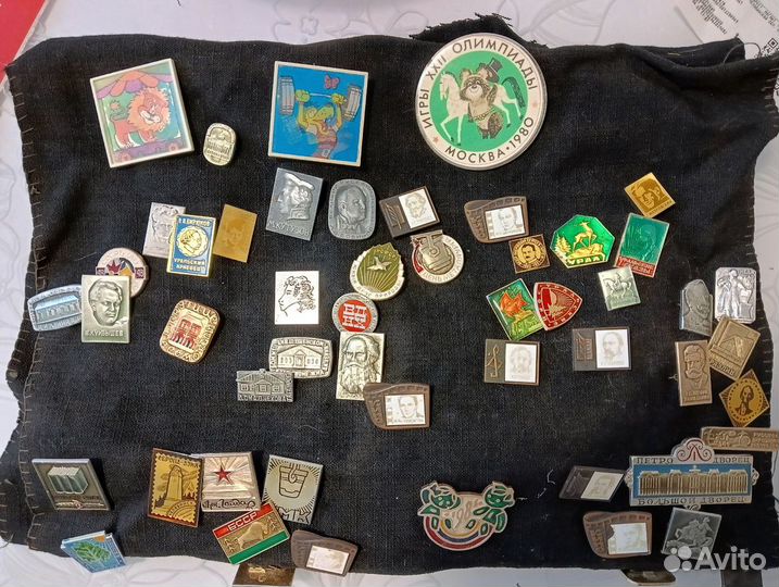 Значки времён СССР