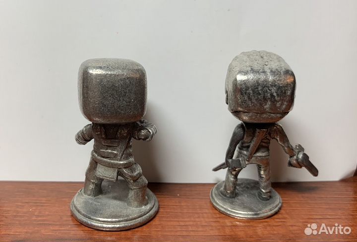 Металическая фигурка