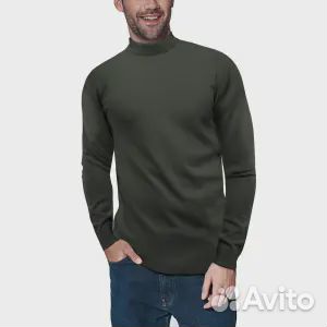 Мужской базовый пуловер средней плотности с воротн