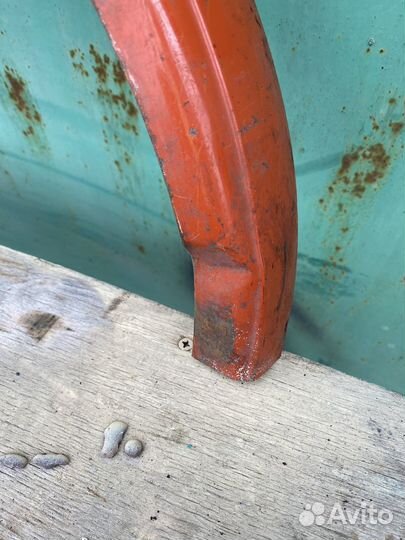 Заднее крыло карпаты