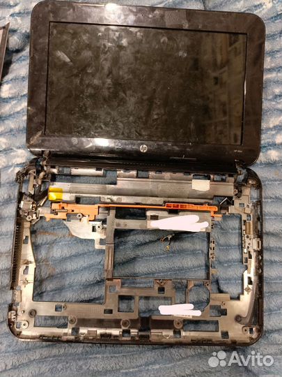 Корпус + матрица от нетбука HP mini 110-3864er