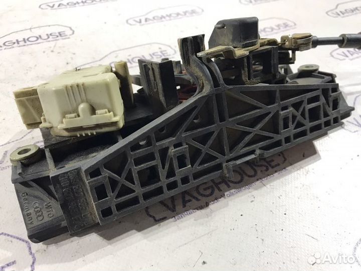 Замок багажника Audi A6 C5 4B 1999