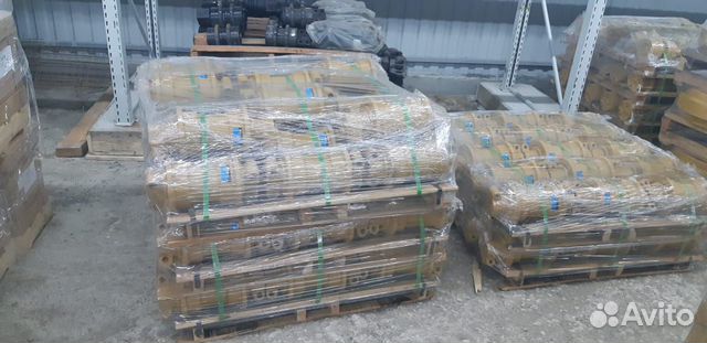 Каток поддерживающий сат320 (8E5600)