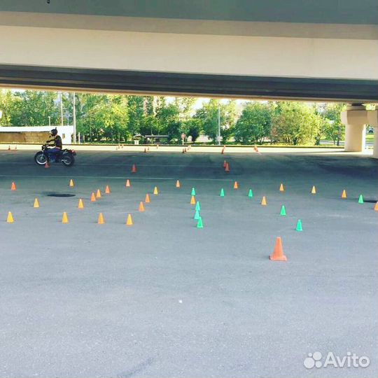 Мотоинструктор, Мотошкола