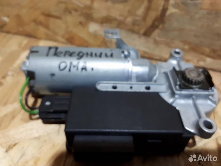 Моторчик люка Opel Meriva A 2003-2010