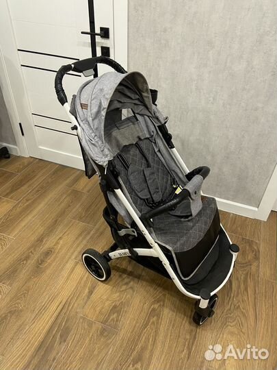 Прогулочная коляска dearest