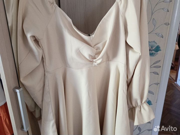 Платье белое женское