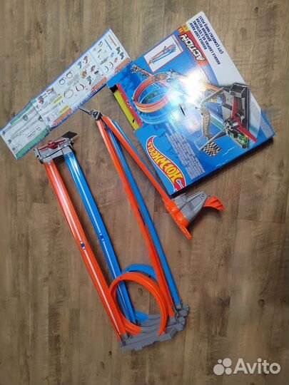 Hot wheels скоростные мёртвые петли