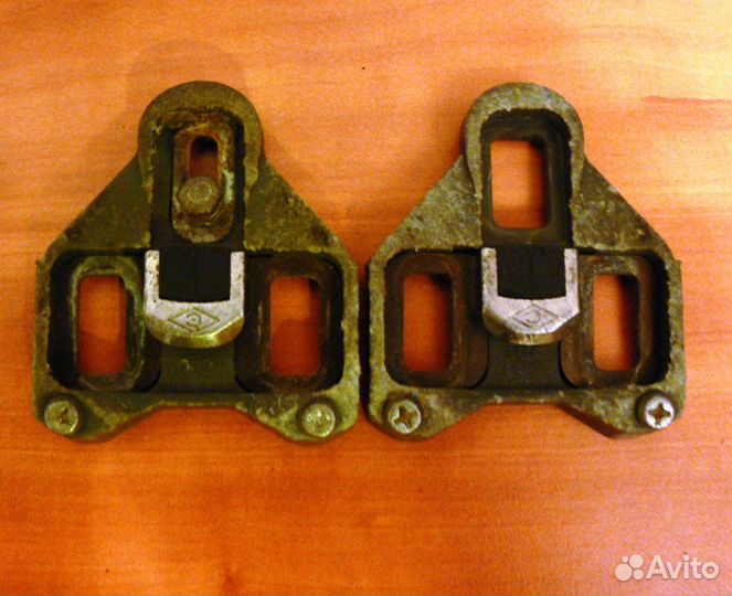 Педали шоссе Campagnolo Chorus, шипы в комплекте