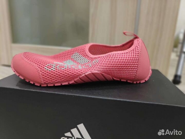 Аквашузы adidas