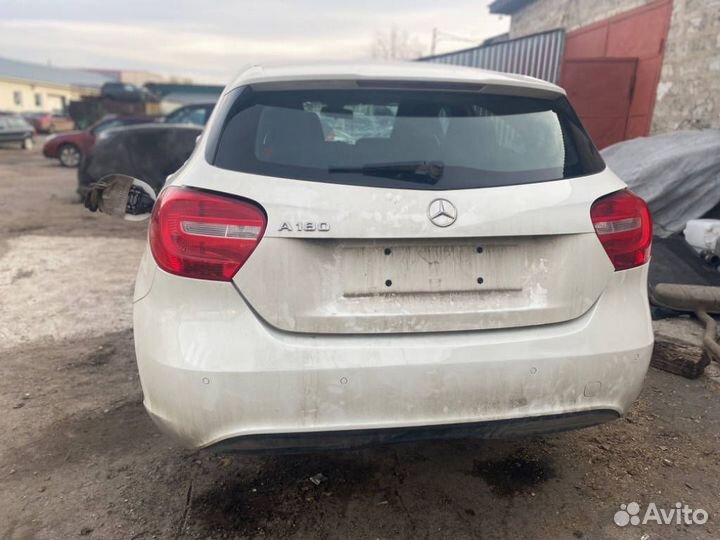 Дверь багажника Mercedes A W176
