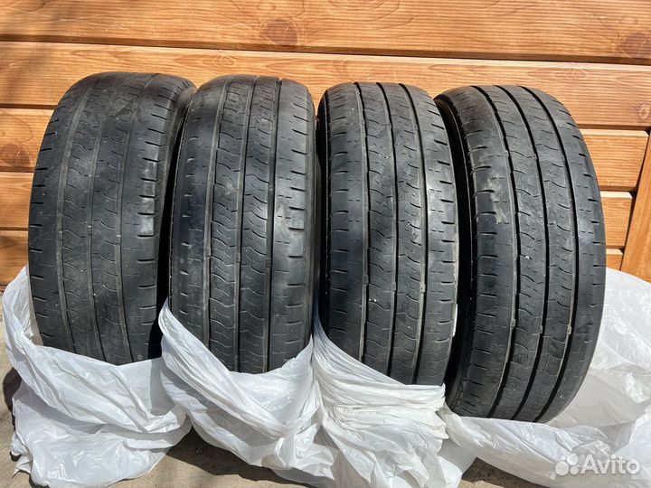 Kumho PorTran KC53 215/65 R17 104