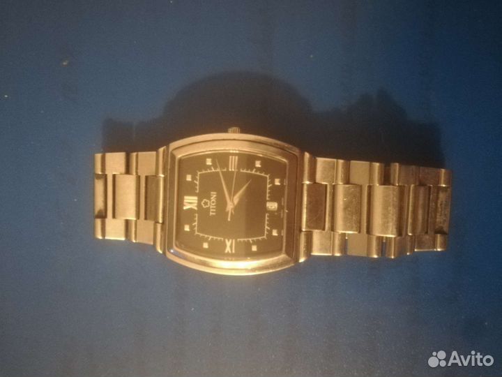 Часы Titoni TQ-53960