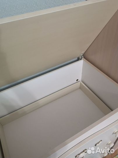 Детская кровать с комодом