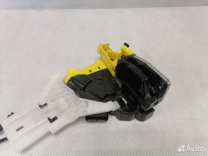 Hyundai sonata VII 7 LF замок двери передней левой