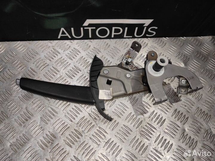 Рычаг стояночного тормоза Kia Ceed ED универсал