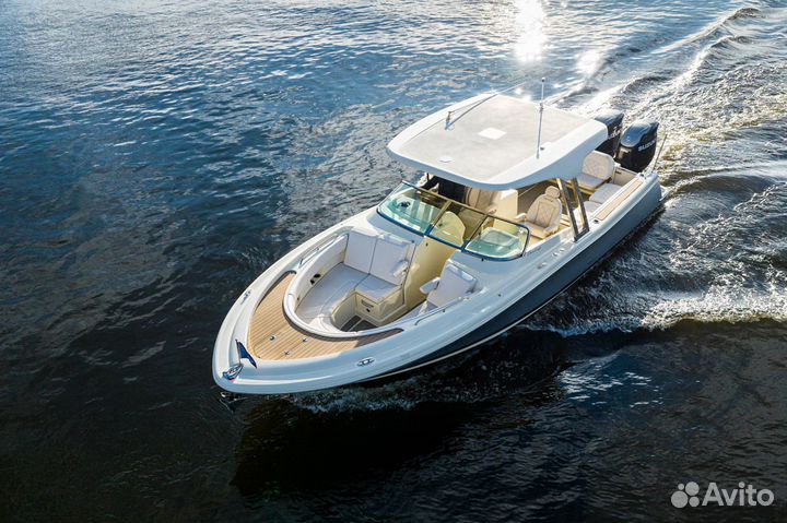 Моторный катер Chris-Craft Calypso 30