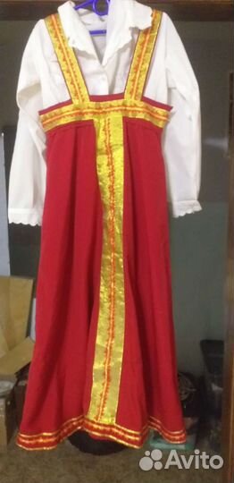 Русский сарафан с блузкой белой.Девочке 8-11 лет