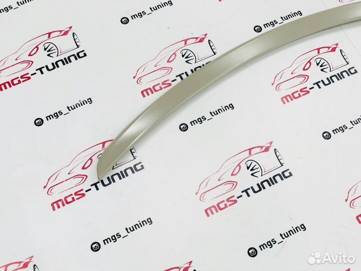 Cпойлер на Mercedes CLS w219 Под окрас (Тайвань)