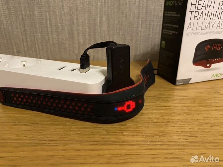 Фитнес браслет mio fuse