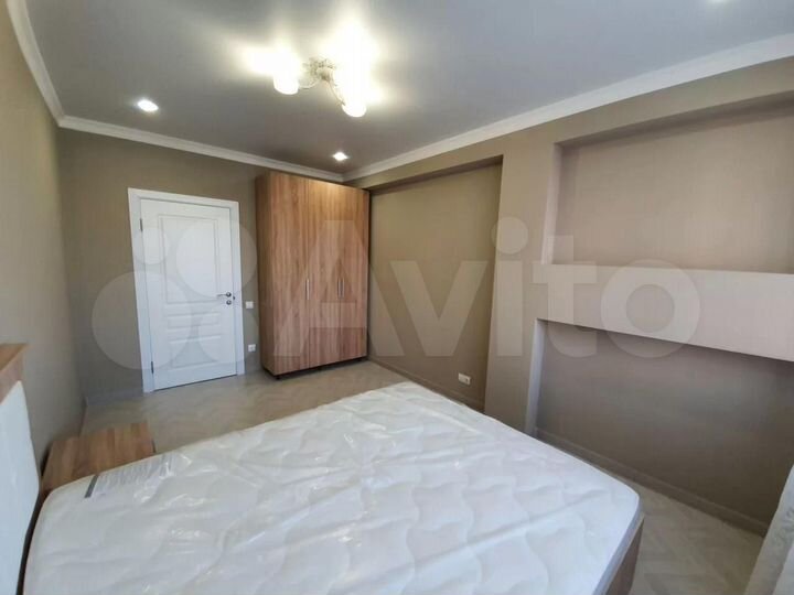 2-к. квартира, 61 м², 2/5 эт.