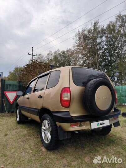 Chevrolet Niva, 2005
