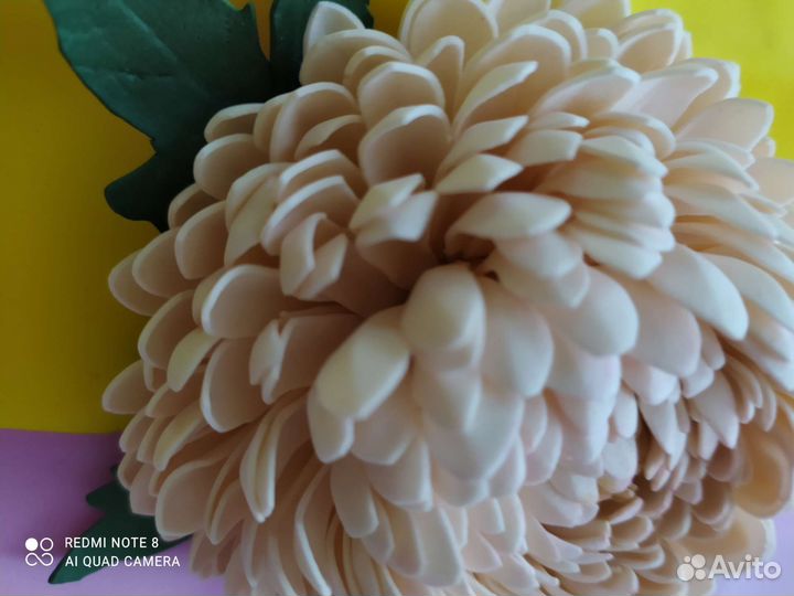 Брошь ручной работы из фоамирана