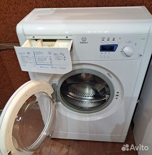 Стиральная машина Indesit