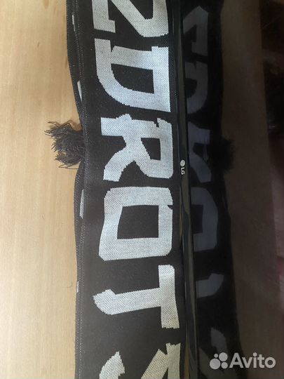 Продам шарфики, различных команд