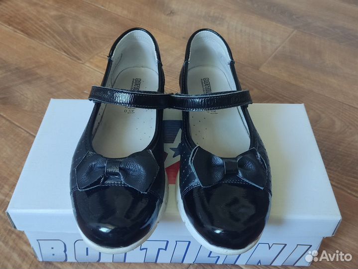 Туфли для девочки 35 размер